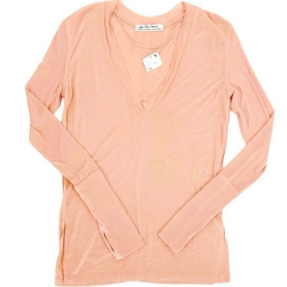 Free People We The Free Fresh & Clean Top in Coral Mist Long Sleeve Shirt - Picture 1 of 5
